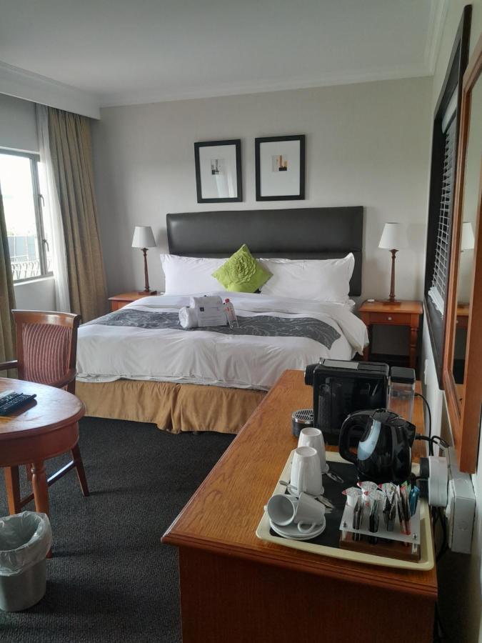 Protea Hotel By Marriott Harrismith Montrose Esterno foto