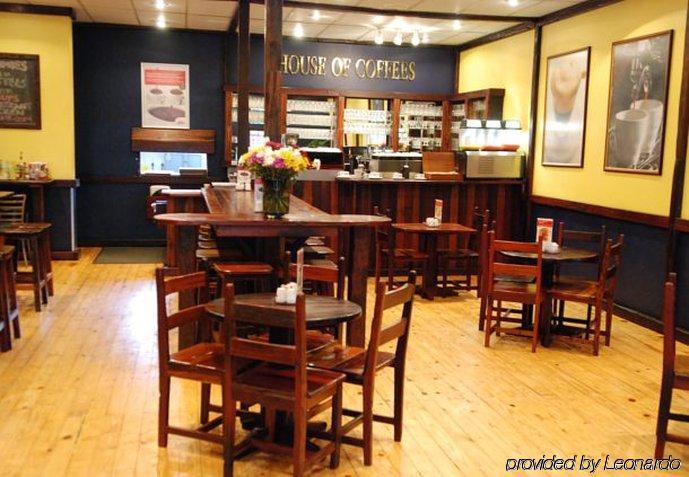 Protea Hotel By Marriott Harrismith Montrose Esterno foto